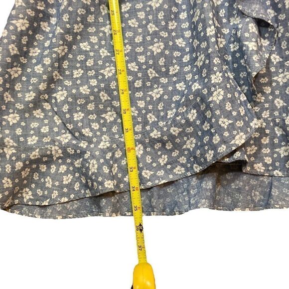 J. Crew Mercantile V-Neck Short Sleeve Denim-Look Dress W/White Flowers, Size XS - Picture 9 of 9